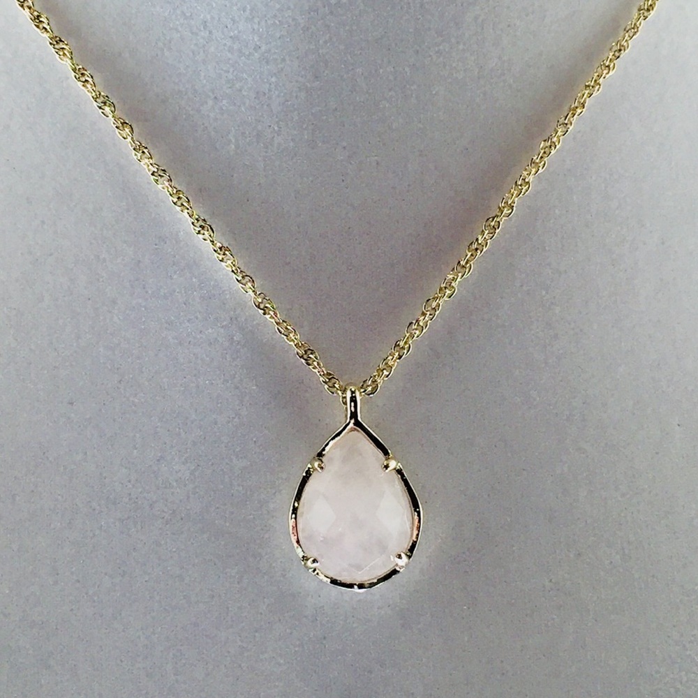 Kendra Scott Rose Quartz Kiri in Gold